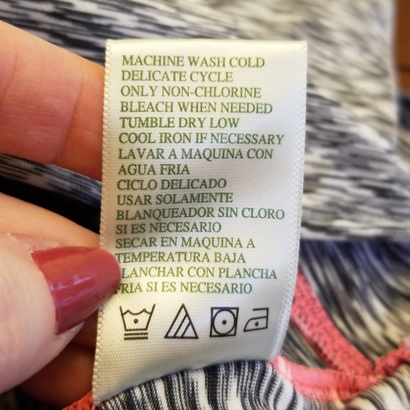 TANGERINE ๐ HOODIE - Picture 8 of 8